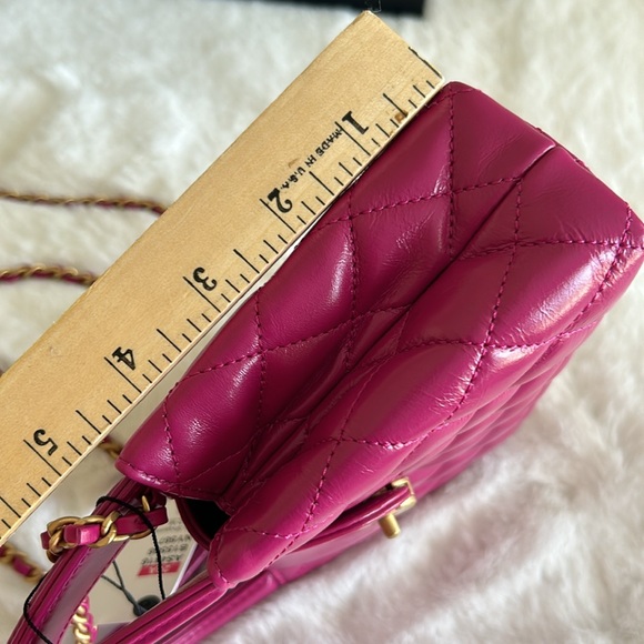 Chanel Mini Kelly Bag 24A - Picture 13 of 17